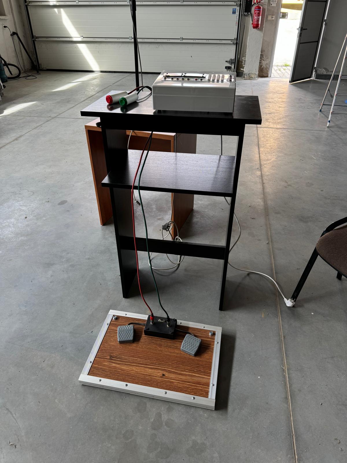 Aparaty do badań psychotechnicznych kierowców-używane B/D Kompletny zestaw do badań  psychotechnicznych kierowców