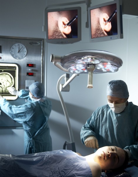 Lampy operacyjne pojedyncze Brandon-Medical Astramax HD-LED