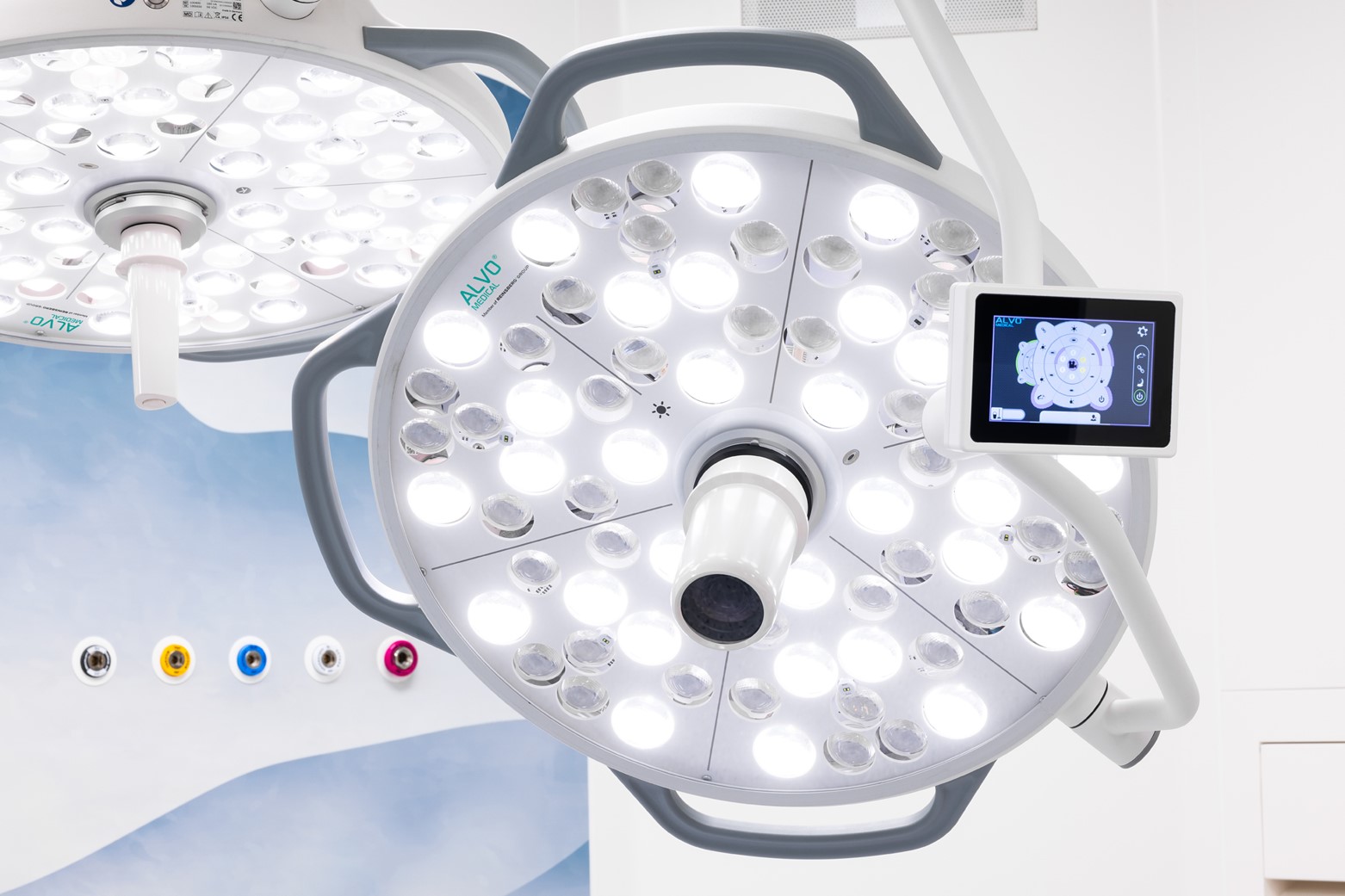 Lampy operacyjne potrójne ALVO Vela Plus
